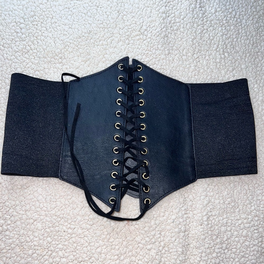 Black corset belt